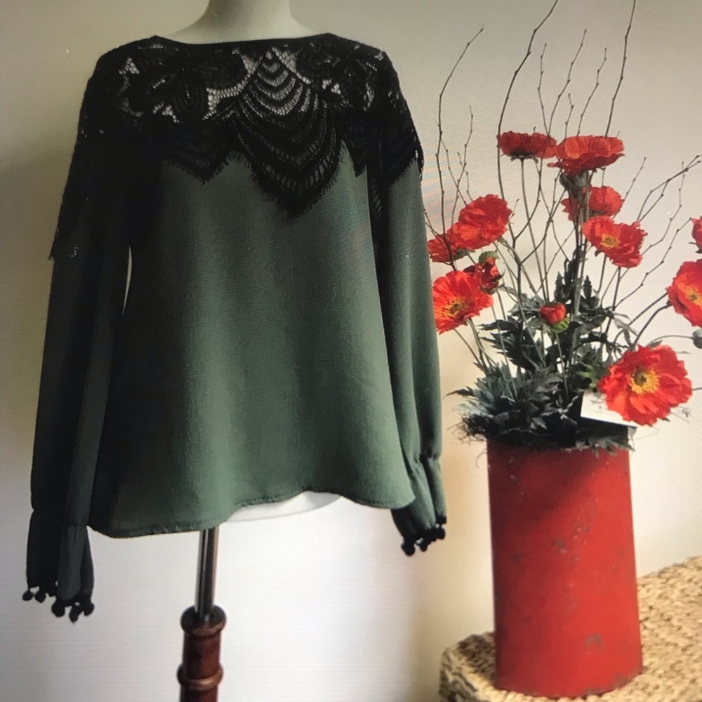 Green/Black Eyelash blouse made in Italy